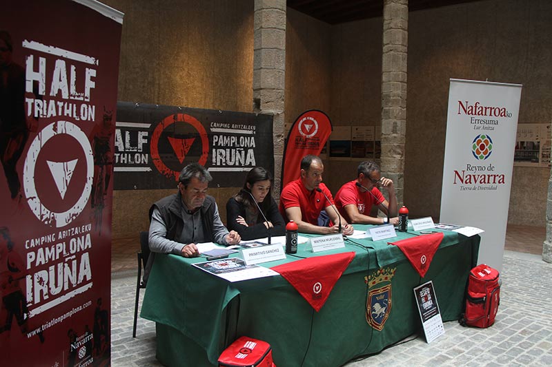 Presentación III Half Triatlón Pamplona - Iruña